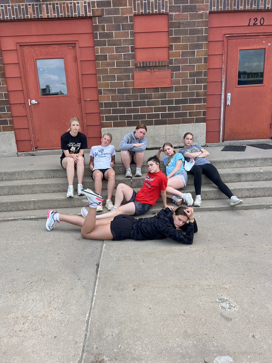 #scavhunt24 #bbldrizzy “trf hockey back in the day”