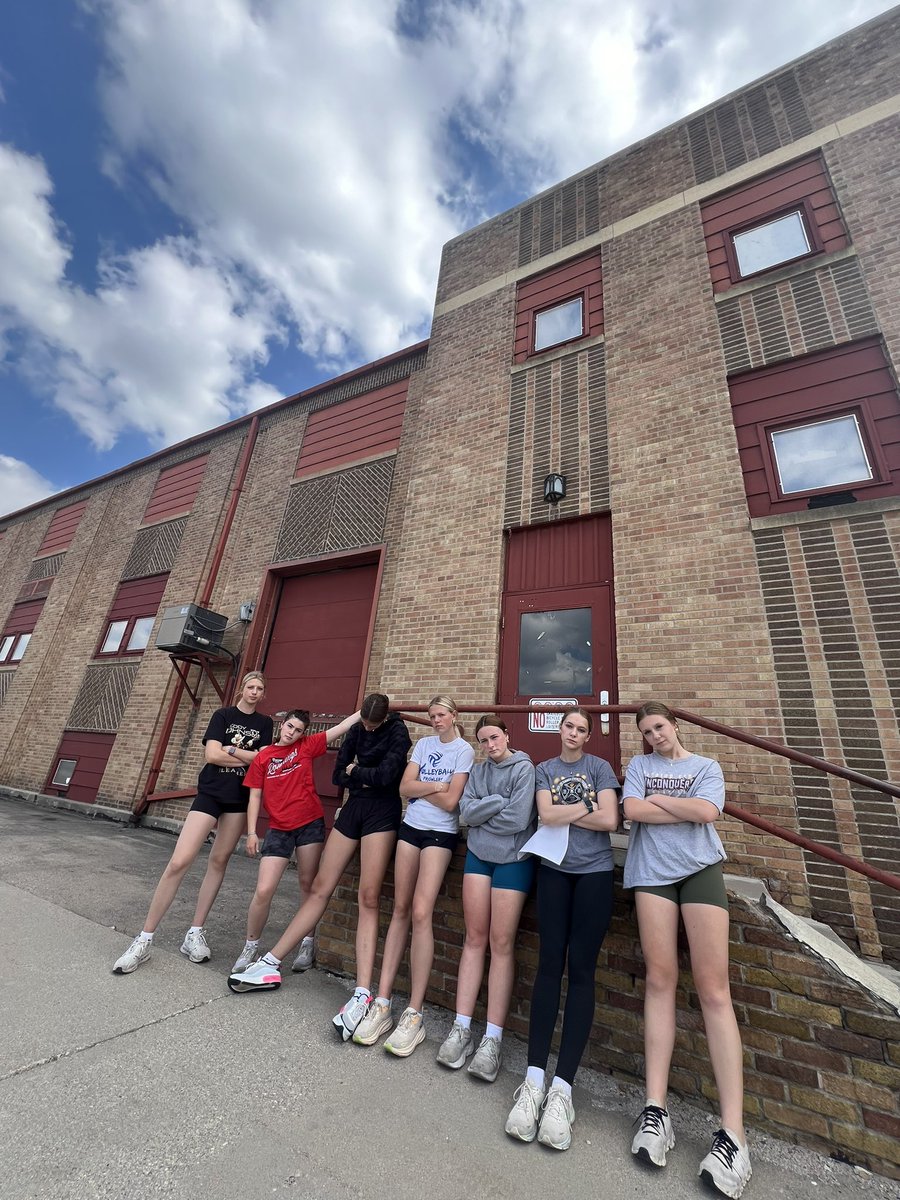 #scavhunt24 #bbldrizzy “old trf basketball”