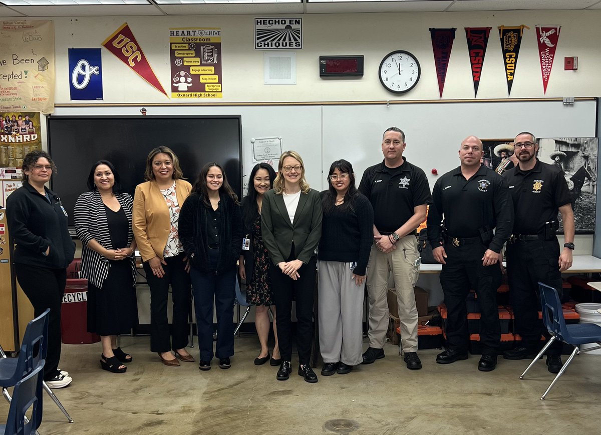 Thank you <a href="/GoodwillVSB/">Goodwill VSB</a> <a href="/CoVenturaJobs/">County Of Ventura HR</a> <a href="/VENTURASHERIFF/">Ventura County Sheriff</a> <a href="/VtaCoProbation/">Ventura County Probation Agency</a> for coming in today to prepare our Law Academy students. The mock interviews were a great experience. <a href="/JacketPrincipal/">Ted Lawrence</a> <a href="/OUHSD_CE/">OUHSD Career Educati</a> <a href="/ohs_jackets/">Oxnard High School</a>