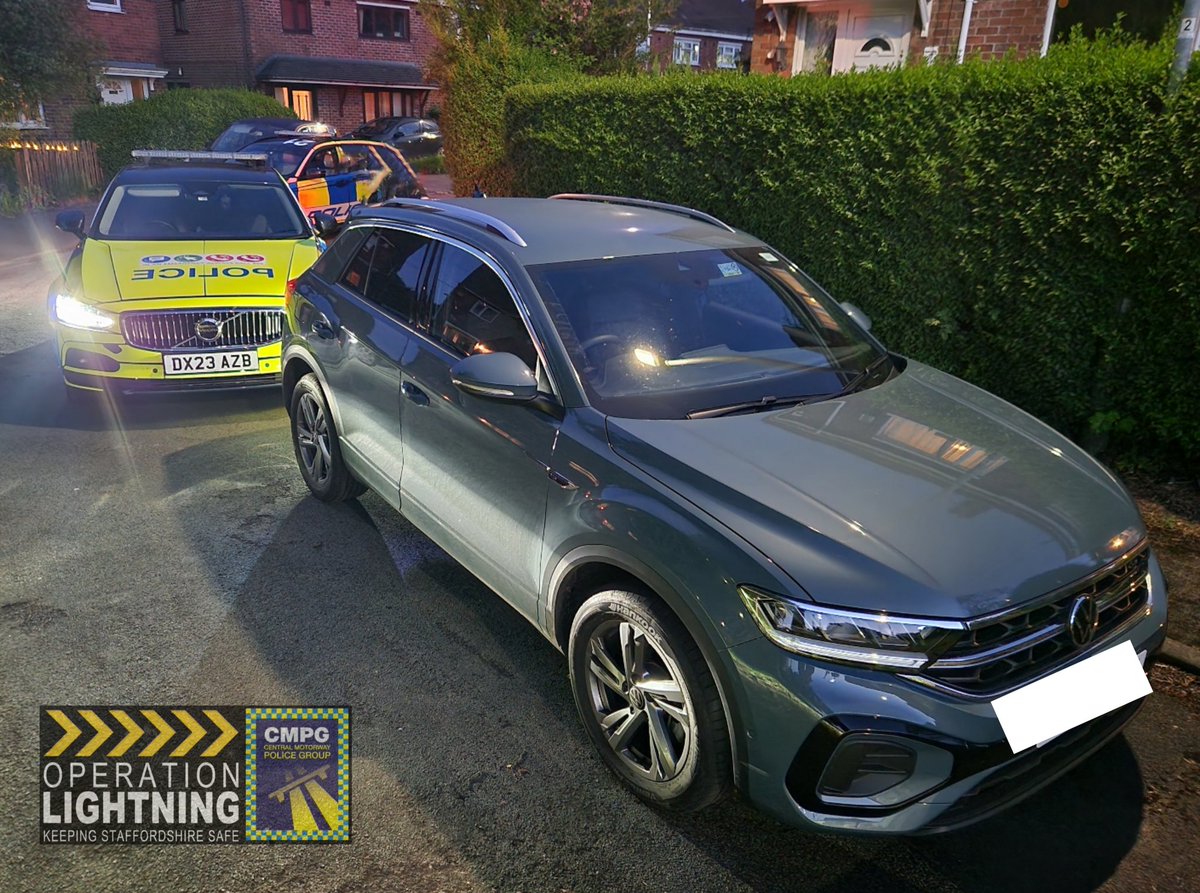 This car was #stolen last night in a burglary @NewcastleLPT We located it today in @stokenorthLPT having a brief fail to stop with it before being dumped. Plenty of forensics left behind❗️ Just a matter of time now❗️ #OpLightning @StaffsPolice @cmpgsgt C-Unit Doxey