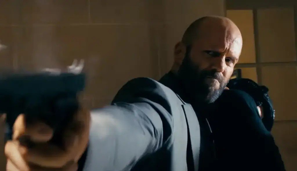 Sous_maitre's tweet photo. The Beekeeper sur Prime, une qualité de téléfilm, des dialogues tellement clichés stéréotypés et déjà vus que je me demande comment ça peut ne pas être voulu,de mauvais acteurs.
Jason Statham fait son job habituel dans des bastons déjà vues.
Réservé aux fans hardcore de Jason https://t.co/2ba5kk5ieX