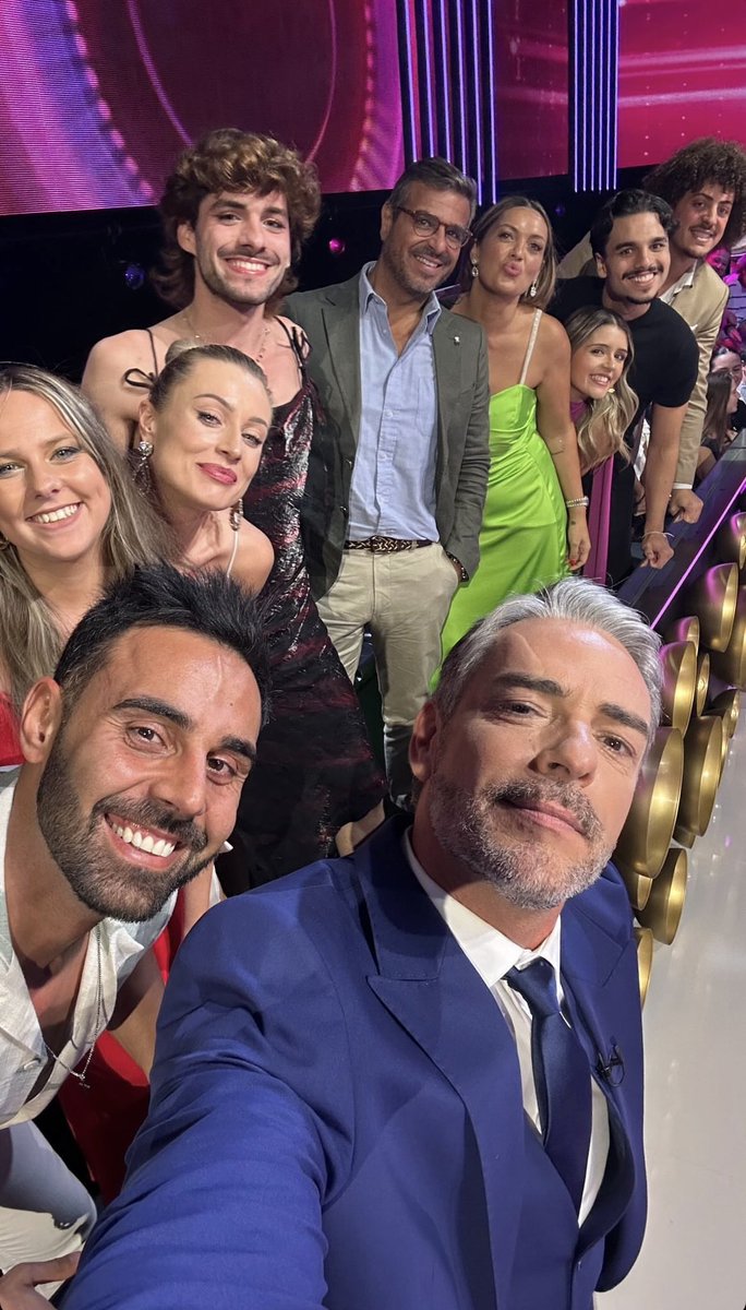 Com os melhores! Boa noite e até amanhã! #bbtvi