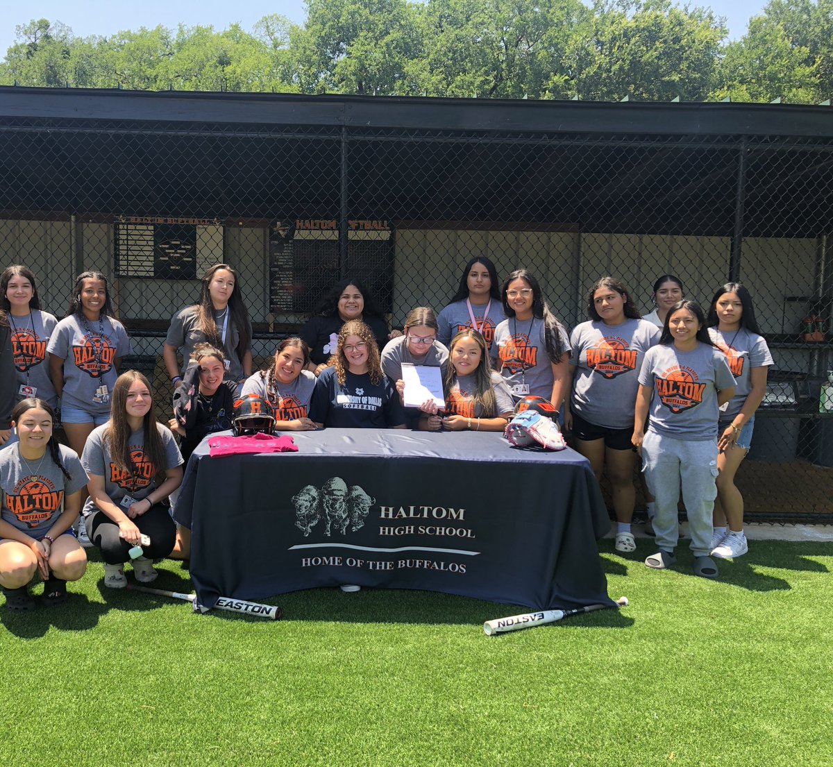 💥🦬🥎Today we celebrated senior, Hannah Evans, on her decision to further her academic &amp; softball career at The University of Dallas! #BuffSoftball