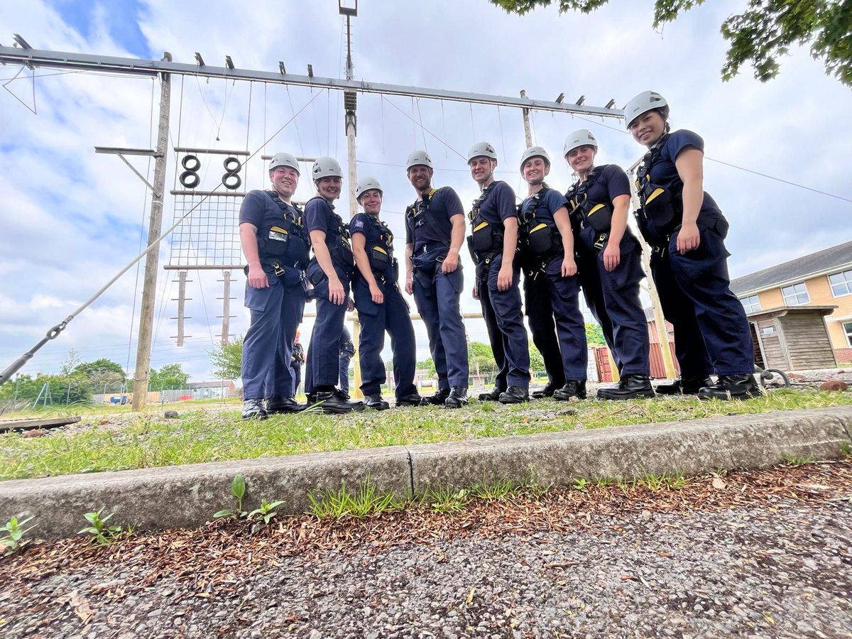 Royal Naval Leadership Academy tweet media