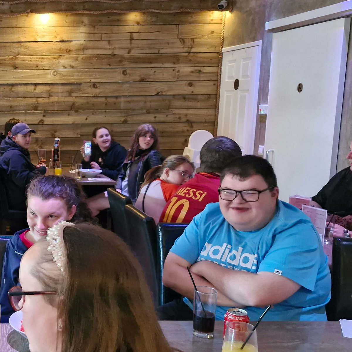 RutherglenUC's tweet photo. Fantastic night at The Cederwood Bistro. Both groups had a brilliant time. Always nice to be together! #BecauseofCLD #youthworkchangeslive @youthworkhive https://t.co/XLIazW5ME5