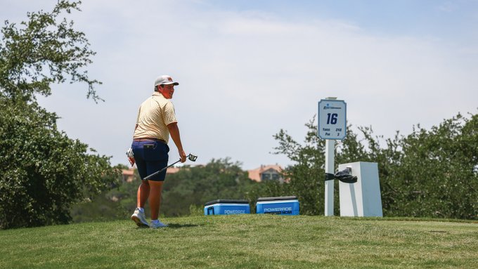 Kelvin Hernandez will make program history this week as the first Spartan to compete in the NCAA Division I Championship! 🤩 Follow the link to find out more about his journey to the 'Ship!📰 go.uncg.edu/sdsz33 #letsgoG