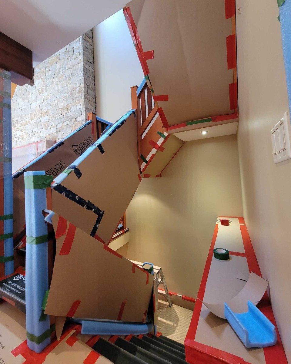 RDCFineHomes's tweet image. At RDC, we know that your home is special, and the spaces that don’t get renovated need to look just as good at the end of the project as they did when you left. That is why we take the time to protect them right!

#RenovationProtection #HomeRenovation #QualityRenovation