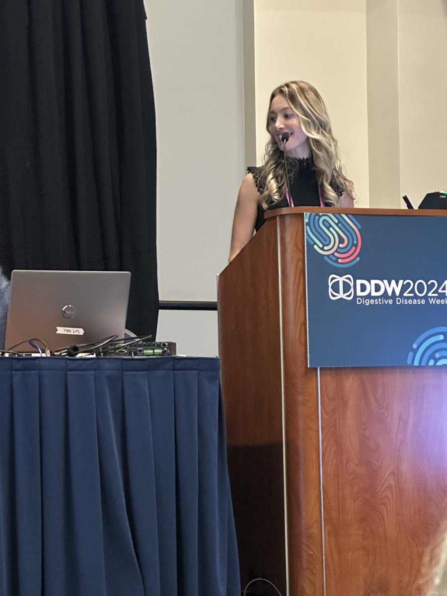 I often forget @nataliejowilson is not a #GIFellow yet - still a resident ! And that is why ! ⁉️ Exceptional presentation on “Predictors & rates of Post Colonoscopy #CRC in FIT positive pts” 🔥🔥 Couldnt be more proud #DDW2024 @DDWMeeting