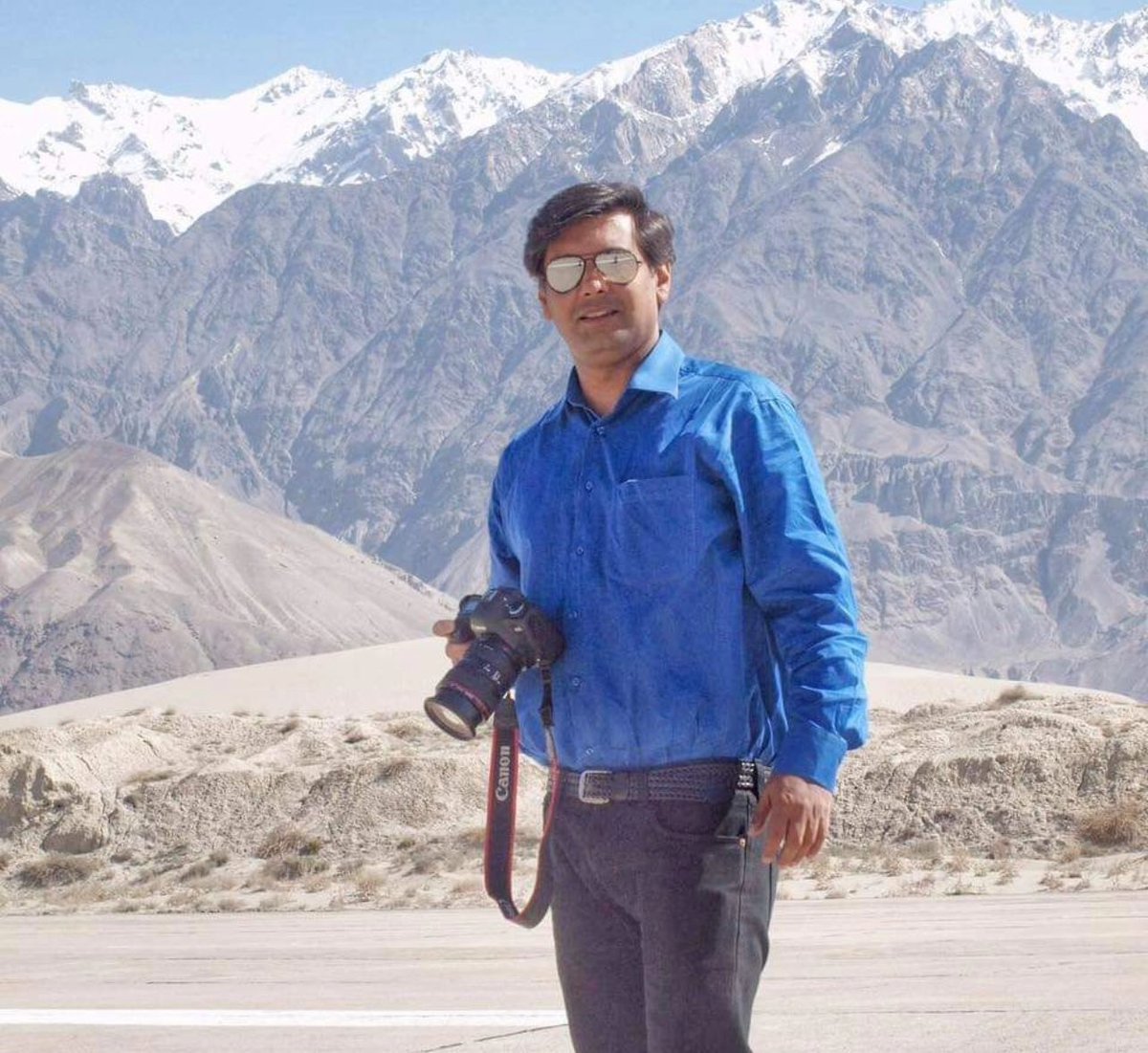 شہید ارشد شریف کے قاتلوں کو پھانسی ملنے تک یہ سوال گونجتا رہے گا

👇
وہ کون تھا ؟