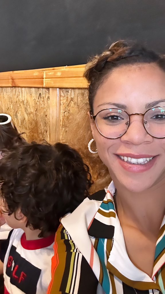 Christina Linardatou tweet media