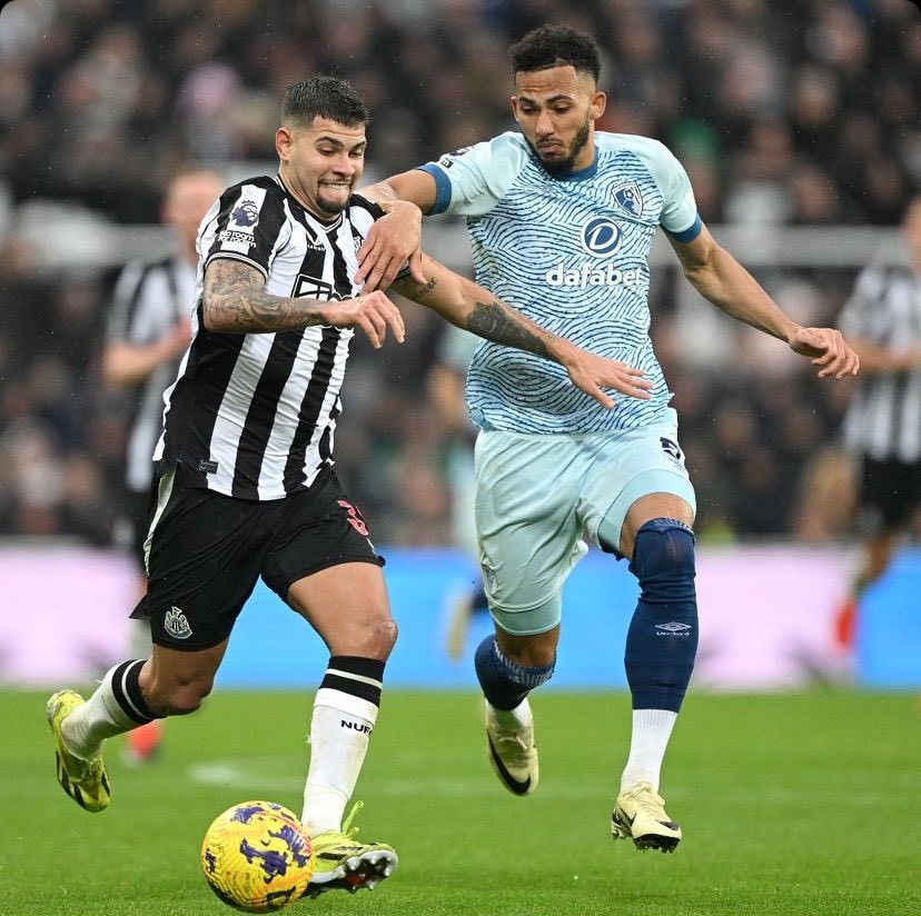 There is hope that the Lloyd Kelly deal will be finalised this week 🤝

The 25-year-old announced that he has left AFC Bournemouth via Instagram 👋

🗞️ - @TimesSport | #NUFC