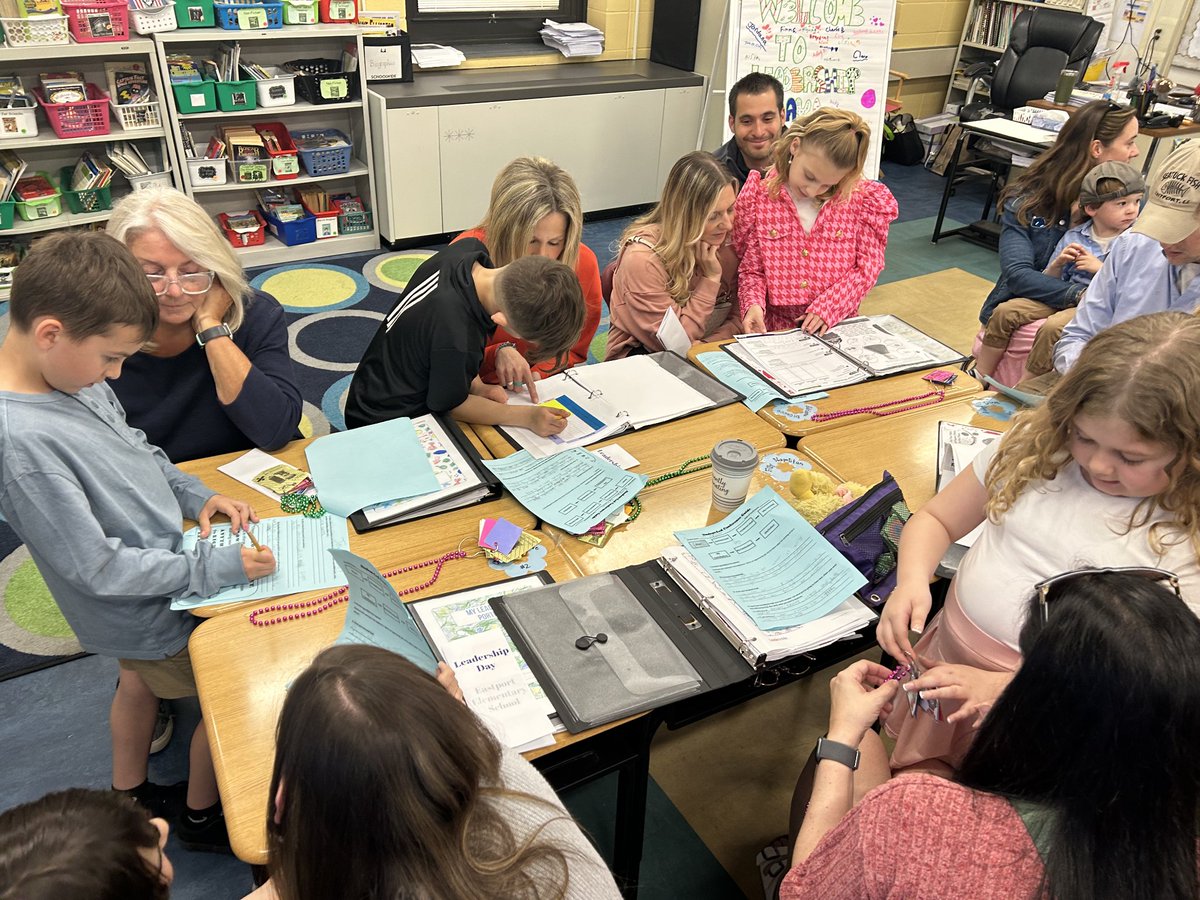 Tom Fabian tweet media