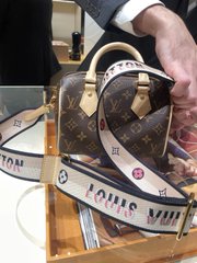 Today I bought 2 Louis Vuitton bags that I love