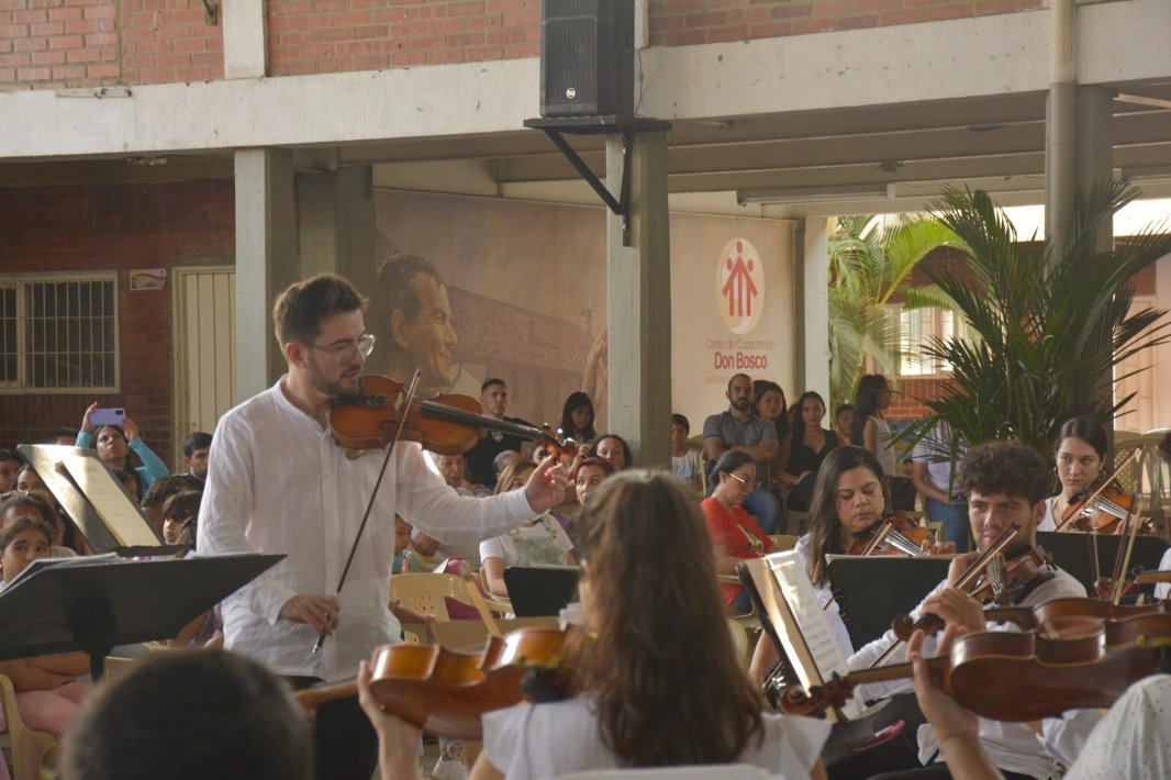 Orquesta Filarmónica de Cali tweet media