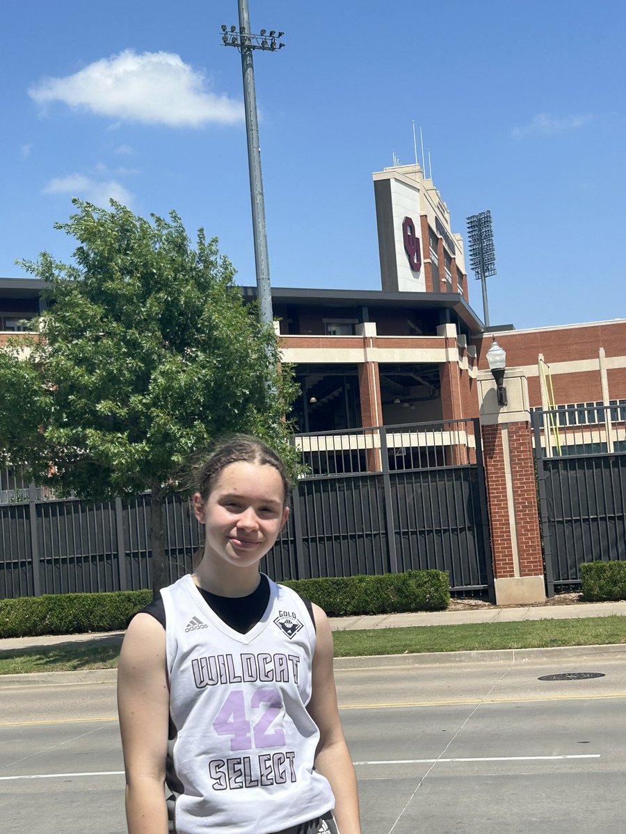 brookecerto's tweet image. Great Weekend with the team! 3-1 @3SGB Session II in Norman, OK. 
7-1 overall @ADIDASLWS #WildcatFam  
and a few sights! @TheSavBananas