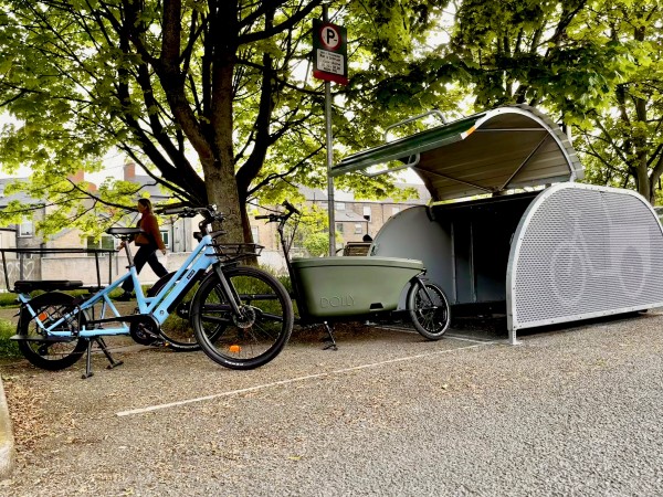 Would eCargo Bike Share entice you to replace car trips with cargo bike rides? @DubCityCouncil (Dublin, IRE) is testing that idea out with @dccBETA. Learn more about their program over on #CargoBikeLife: cargobikelife.com/electric-cargo…