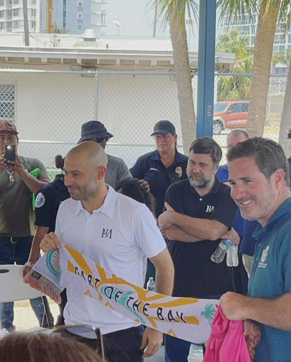 sofia_lavarello's tweet photo. Last Saturday, we had the privilege of welcoming Javier Mascherano and his academy to North Bay Village for a day of soccer with the children.
The Argentine consul and many figures were present on this special day. https://t.co/VszD2uHjuT