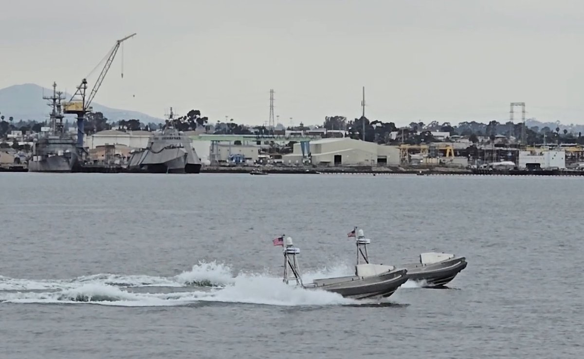 Navy ‘Hell Hounds’ Squadron Crafting Missions for Small, Lethal Drone Fleet – USNI News news.usni.org/2024/05/20/nav…