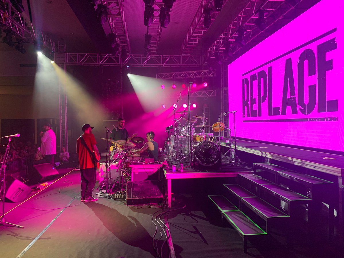 replace_rock's tweet photo. valeu @banda_restart 🧡 https://t.co/BlwgSafyV1