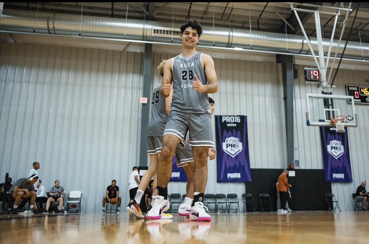 Kepler Lill ๐ฆ๐บ (@keplerlill) on Twitter photo Amazing opportunity to play against the best at <a href="/NxtProHoops/">NXTPRO Hoops</a> last weekend in Wichita. A huge thank you to <a href="/AUSA_Hoops/">AUSA Hoops</a> for the chance to play in these tournaments. #begreat
<a href="/jordanemullan/">Jordan Mullan</a> Amazing opportunity to play against the best at <a href="/NxtProHoops/">NXTPRO Hoops</a> last weekend in Wichita. A huge thank you to <a href="/AUSA_Hoops/">AUSA Hoops</a> for the chance to play in these tournaments. #begreat
<a href="/jordanemullan/">Jordan Mullan</a>