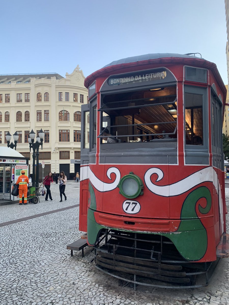 ramoncostt's tweet photo. Curitiba é tão bonitinha 🤏🏻 https://t.co/Z1FANdTkR4
