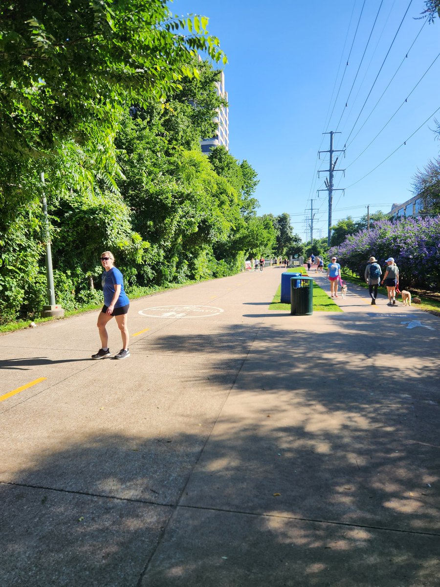 It is always fun to be in Dallas, TX

Was  difficult to get 9 miles run🏃‍♂️ in....but managed to get it done...90 degrees plus, and it gets a little hot with the heat!

Better get the run in than Hot 🔥 Yoga!

@adidasrunning
@fitbit
@runnersworld 
@runnerspace