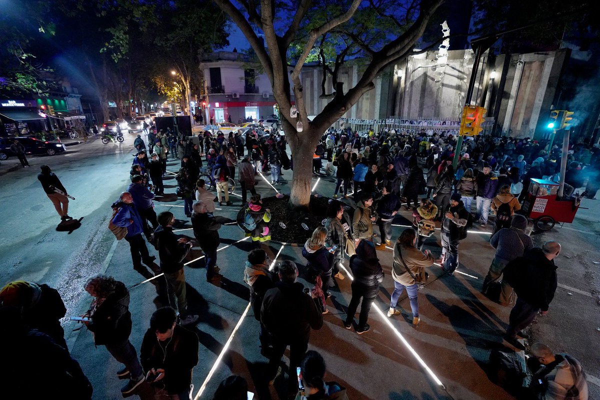 Municipiob's tweet photo. @silvanapissano @MVDParticipa @montevideoIM @mauriciozuninoc @titasa007 @FedericoGrana @sau_uy @Crysol8 @amnistiauruguay @MateoMagnone #MarchaDelSilencio2024 https://t.co/8ByDXL1Hmq