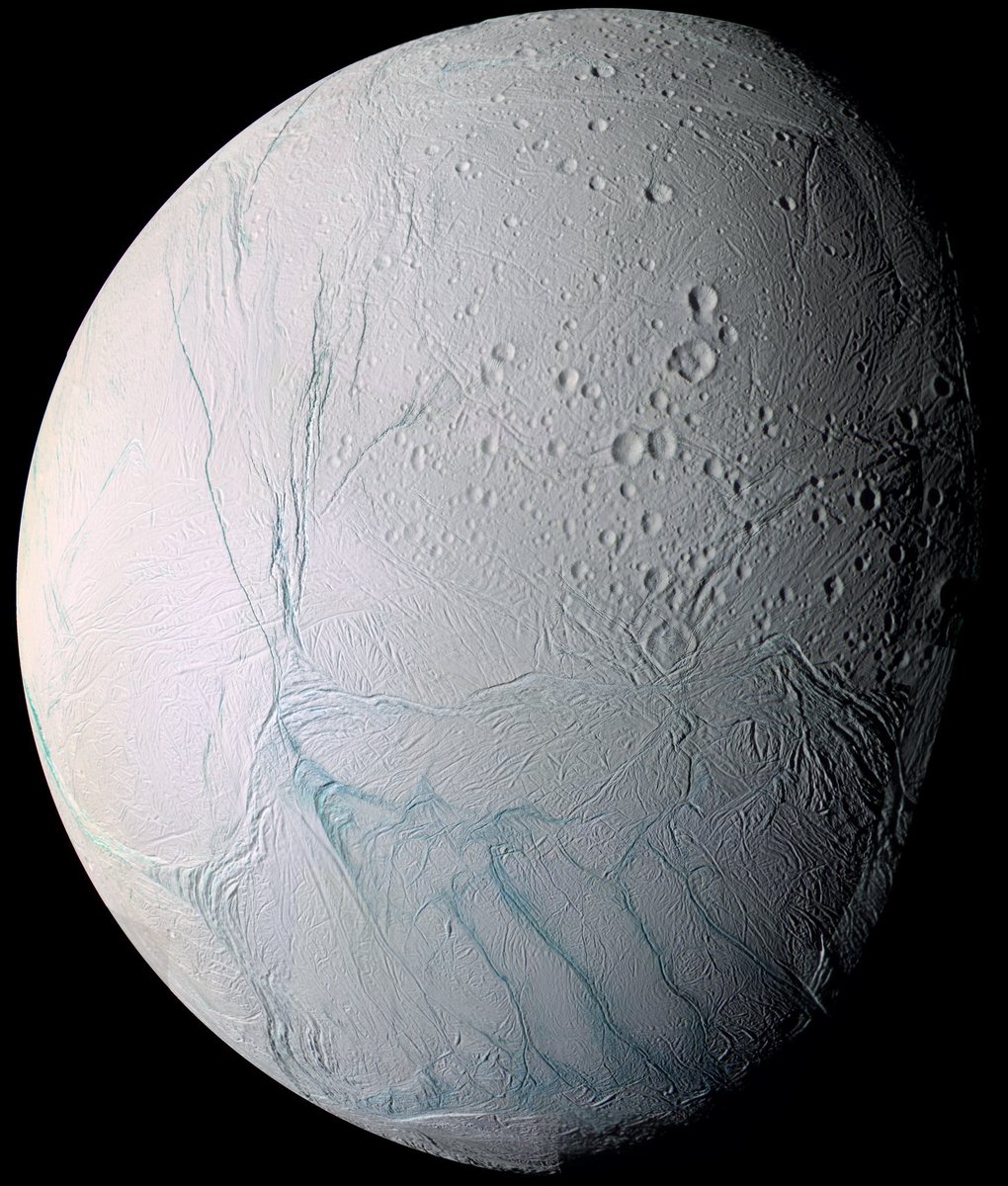 astro4pics's tweet photo. Saturn’s icy moon, Enceladus https://t.co/o0bepFNYzE