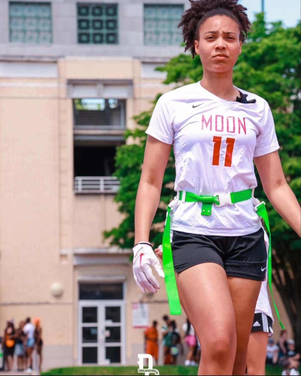 Serayah Leech tweet media