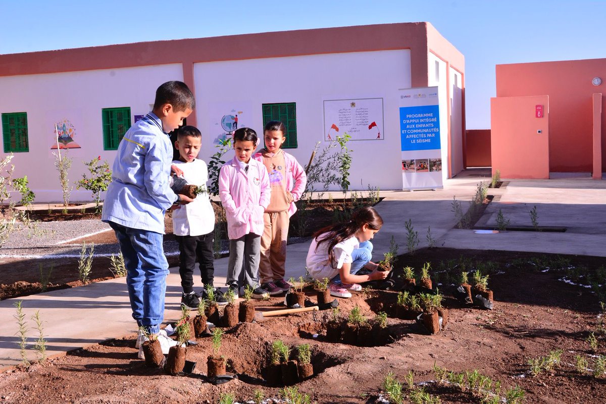 Today I visited a community in Morocco just miles from the epicenter of the earthquake last September which displaced 500K people.  The Government of Morocco, @UNICEF, local organizations & @USAID are working together to rebuild communities, aiming to rehabilitate 60 schools.