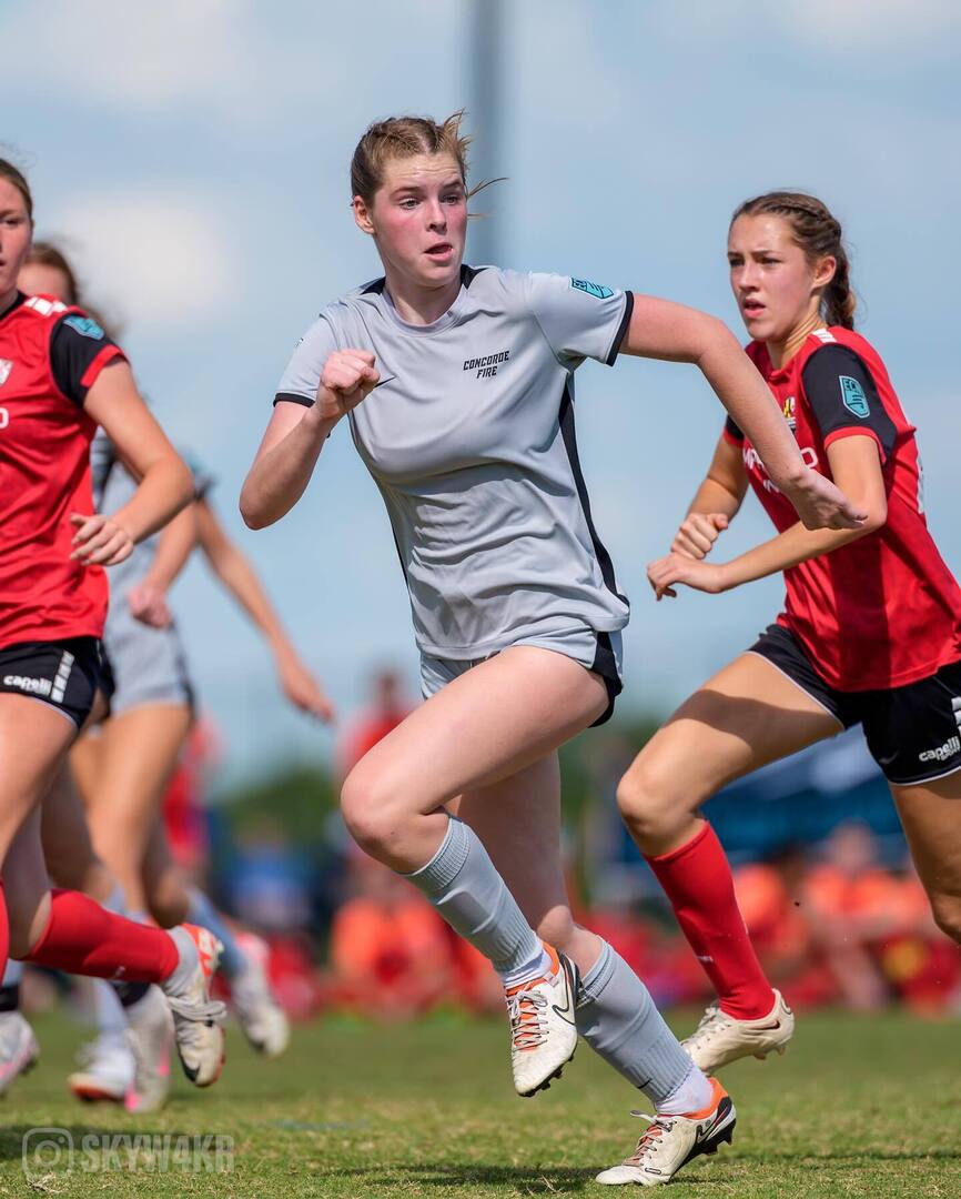 cfprem09Gecnl's tweet photo. 📸 from the #ECNLSC showcase (game 1) https://t.co/9Vo2XMyuaw