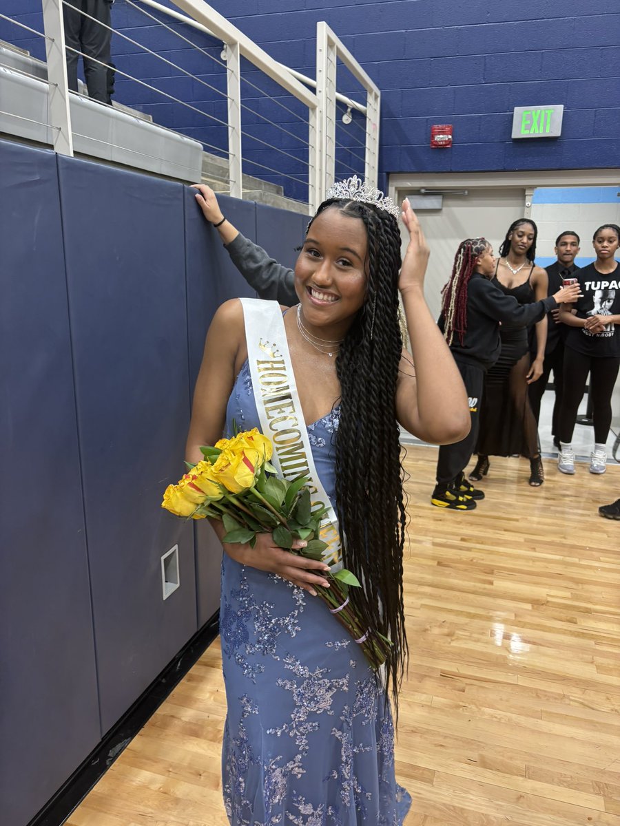 BertLenny's tweet image. What a Year! 1st born, @shamarb20 you have set the bar! 
VALEDICTORIAN! Ms. PATRIOT! HOWARD U! Homecoming Queen! 🏀 STATE CHAMPION! 1,000 pt club! But most importantly a God fearing amazing daughter and extraordinary big sister to @BrennenBert &amp;amp; Shyde 
#justthestart
#skysthelimit