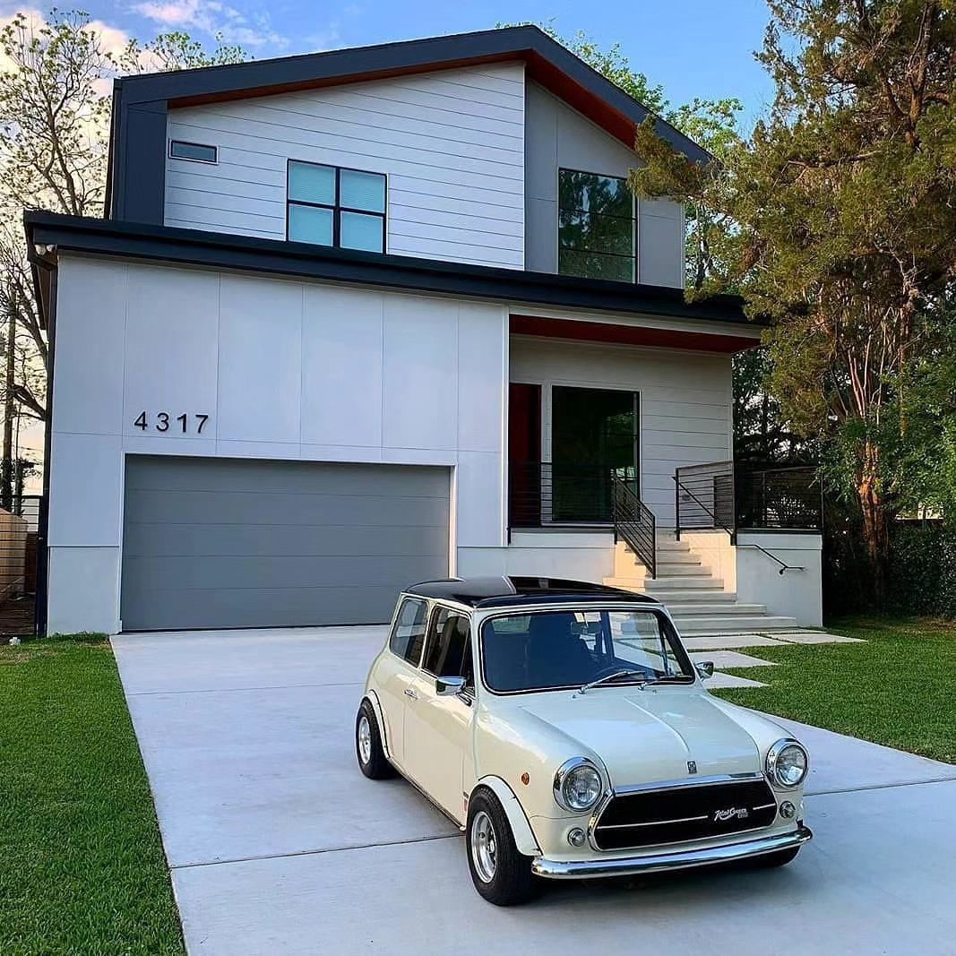 Living the dream💭
Owner : @globalminiclub

#car #cars #carporn #mini #supercar #minicooper #house #carlifestyle #garage #fypシ゚ #caroftheday #auto #hypercar #housedesign #carlove #lovecars #motorsports #sportcars #madwhips #architecture #jcw #cargirls #cargasm #house