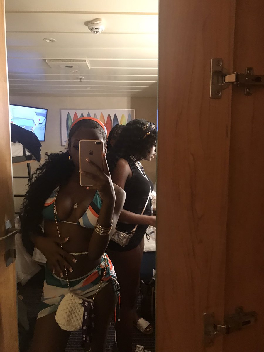 r_2prettyy's tweet photo. I ❤️🇧🇸 https://t.co/dl1Myc1FWZ