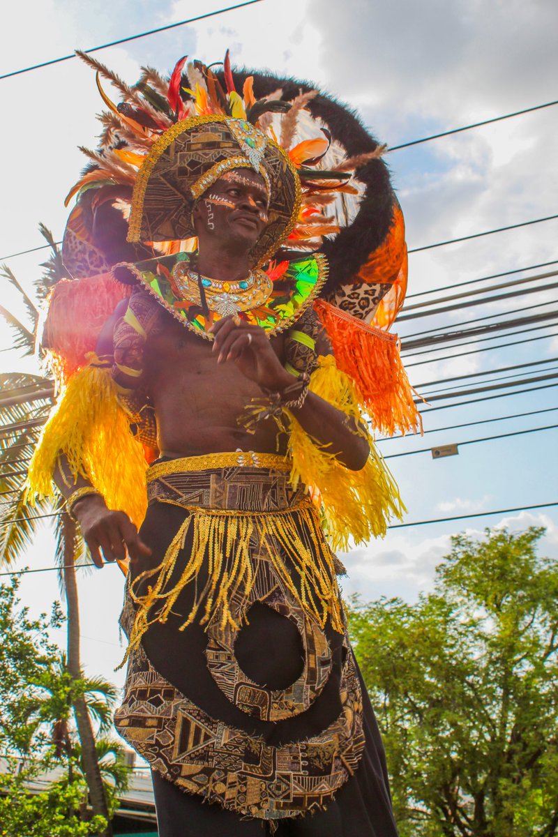 Gracias a todos los que se unieron a mi  delegación en el desfile de la Etnia Negra este año. 
El que no fue, el otro año estás invitado, ven  a conocer #RioAbajo 🫶