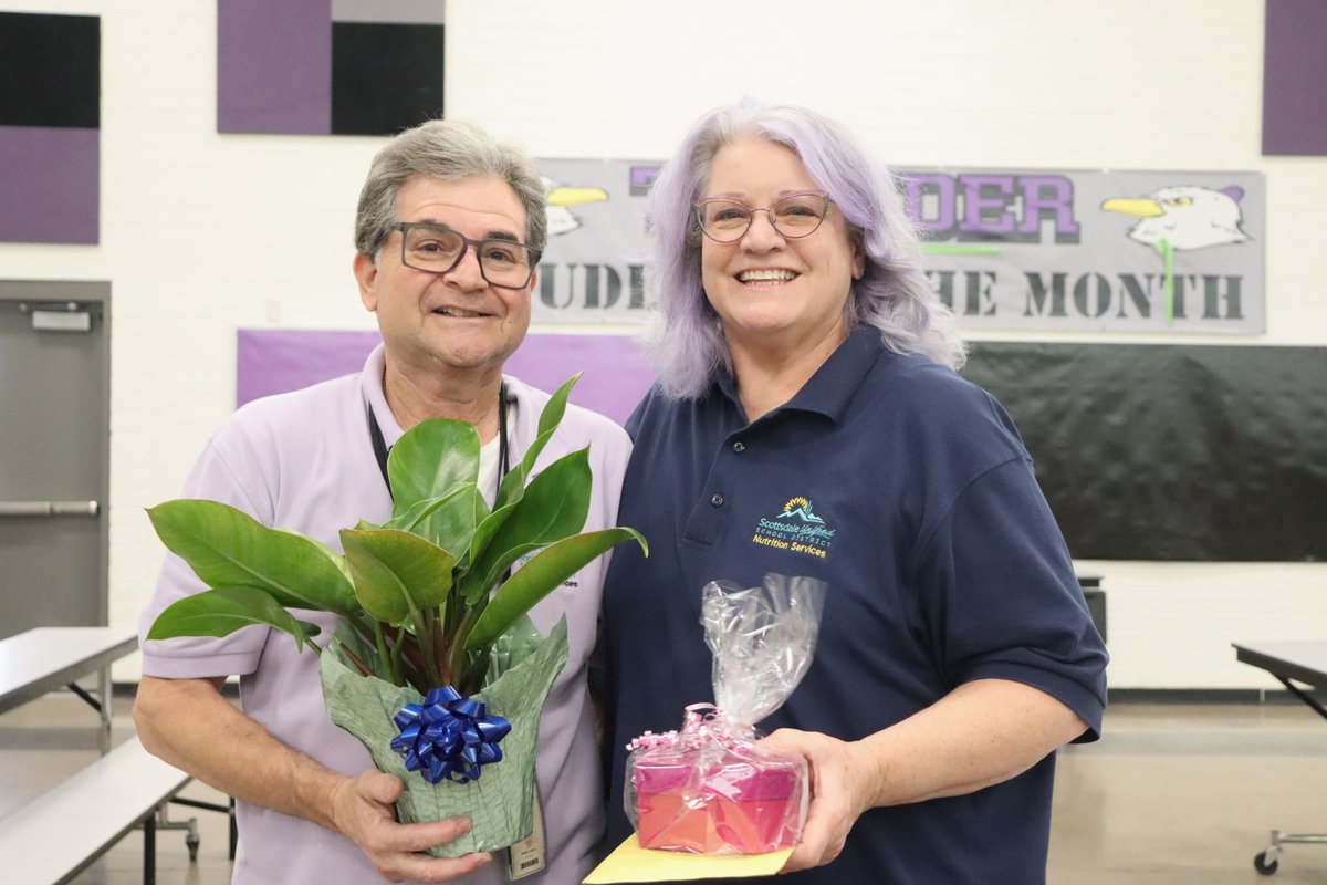 NutritionSusd's tweet photo. A big CHEERS to the next chapter ahead - Happy Retirement to two of our cafeteria managers, Cindy and Mario!  🎉 

Cindy has been with SUSD since 2006 and Mario since 2020. 
You will be missed! 🙏

#retirement #cafeteriamanagers #nextchapter https://t.co/nQFdDzScgr