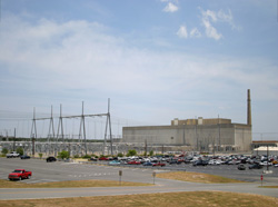 An @NRCgov investigation at the Hatch #nuclear plant in #Georgia has found that a radiation protection technician falsified radiation and contamination surveys by copying data from previous surveys instead of taking new readings, endangering co-workers. nrc.gov/docs/ML2408/ML…