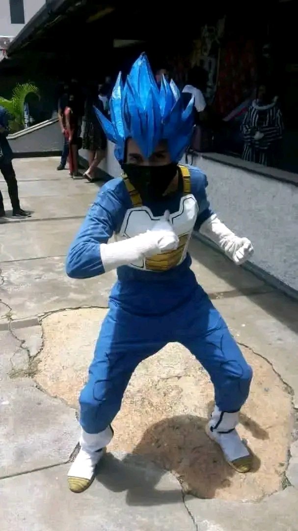 Velikan (@velikan_cosplay) on Twitter photo 