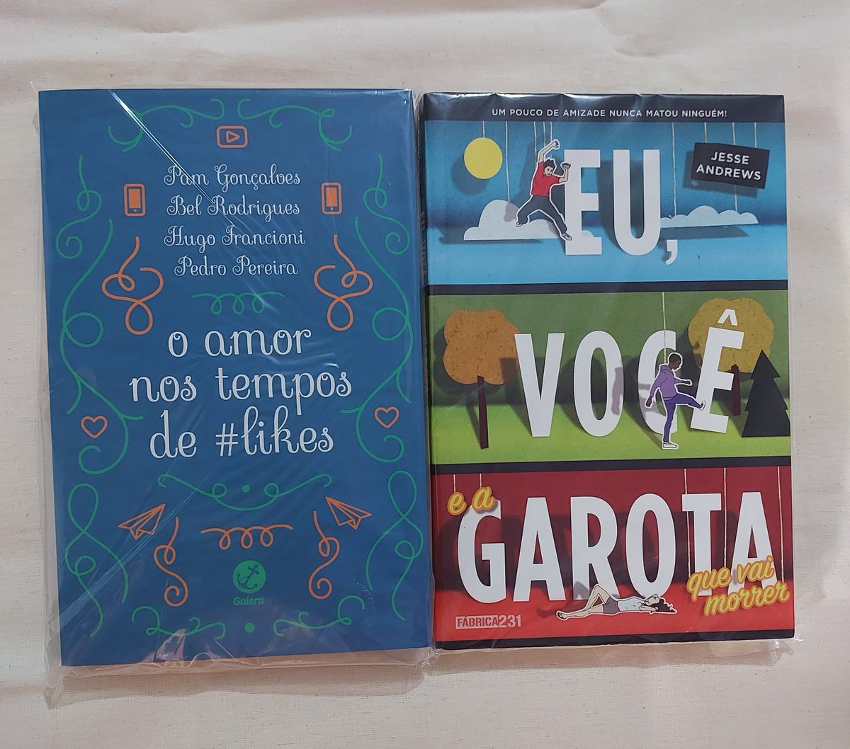 💜📚Livros usados disponíveis na Shopee e Cupom de FRETE GRÁTIS 
💰a partir de 11,00 reais 
shopee.com.br/atelieliv22?sm…
#shopeehaul #shopee #livro #book @42Clube @BestPromosBr