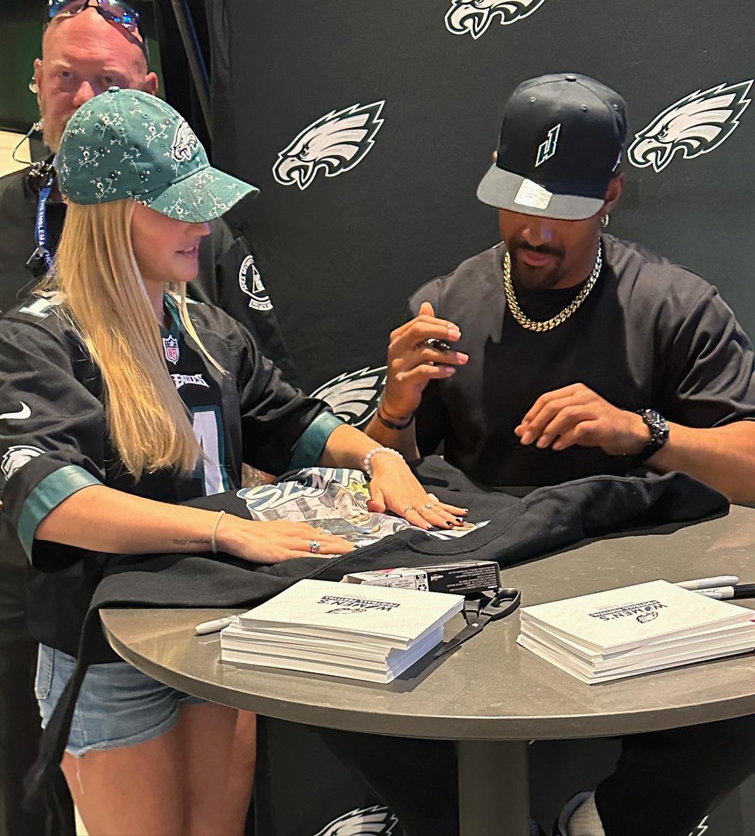 _samrenae's tweet image. dear everyone, 
I met Jalen ❤️