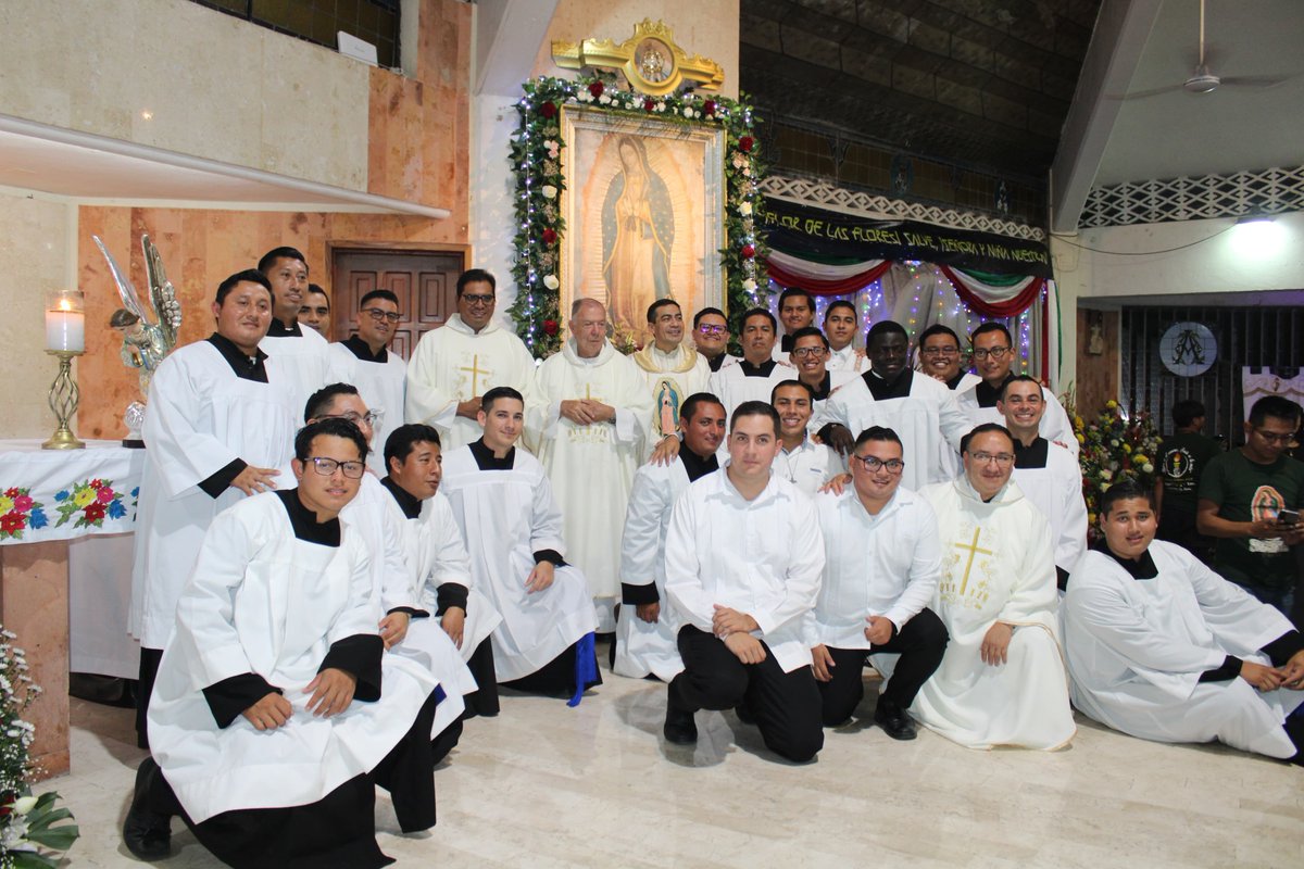 ACNMex's tweet photo. 👏👍✅Proyectos #ACN: 🇲🇽En el seminario mayor de la diócesis de Cancún-Chetumal, hay 27 seminaristas.  #ACN quiere apoyarlos para que continúen su preparación y se integren a los sacerdotes que recorren zona indígenas. 
Conoce más detalles en: https://t.co/La0ABOYznI https://t.co/9A5D40vox3