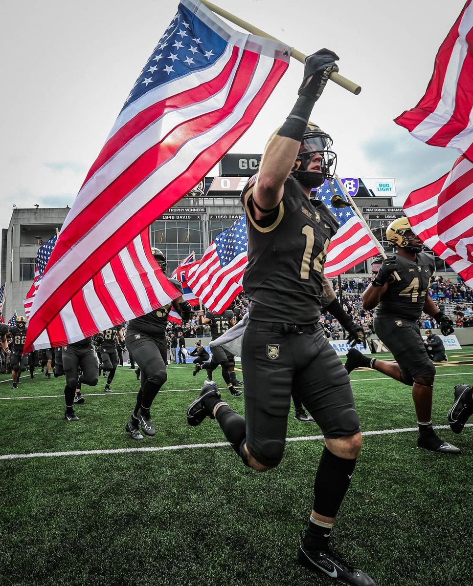 Shemar McNair (@shemarmcnair_) on Twitter photo After GREAT conversation over the phone with <a href="/CoachDDixon/">Daryl Dixon</a> I AM BLESSED TO RECEIVE A OFFER FROM <a href="/ArmyWP_Football/">Army Football</a> <a href="/Coach_Worley/">Cody Worley</a> <a href="/CoachDannyV/">Danny Verpaele</a> <a href="/ConorHughes67/">Conor Hughes</a> @UCSFootball <a href="/PEBODY83/">David Penland III</a> <a href="/MohrRecruiting/">Brian Mohr</a> After GREAT conversation over the phone with <a href="/CoachDDixon/">Daryl Dixon</a> I AM BLESSED TO RECEIVE A OFFER FROM <a href="/ArmyWP_Football/">Army Football</a> <a href="/Coach_Worley/">Cody Worley</a> <a href="/CoachDannyV/">Danny Verpaele</a> <a href="/ConorHughes67/">Conor Hughes</a> @UCSFootball <a href="/PEBODY83/">David Penland III</a> <a href="/MohrRecruiting/">Brian Mohr</a>