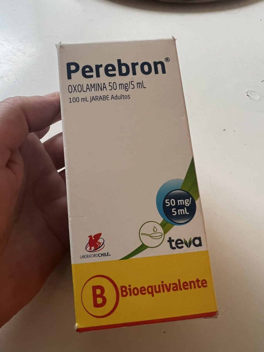 la___michi's tweet photo. amigos no encontré el jarabe famoso coqueto y compré el bioequivalente con el mismo componente: me dormi una siesta y ni 1 mini tos, al fin después de dias pude dormir 🥹 https://t.co/izxJ35F03z
