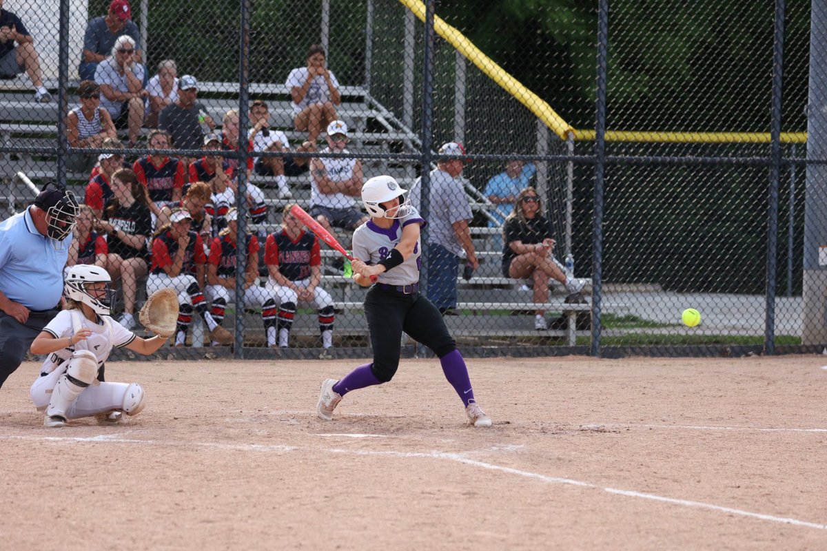 Brownsburg Athletics (@bhsdogs) on Twitter photo AG POGUE added another home run to the board to make the score 8-3!!
<a href="/BHSDogsSoftball/">Brownsburg Softball</a> AG POGUE added another home run to the board to make the score 8-3!!
<a href="/BHSDogsSoftball/">Brownsburg Softball</a>