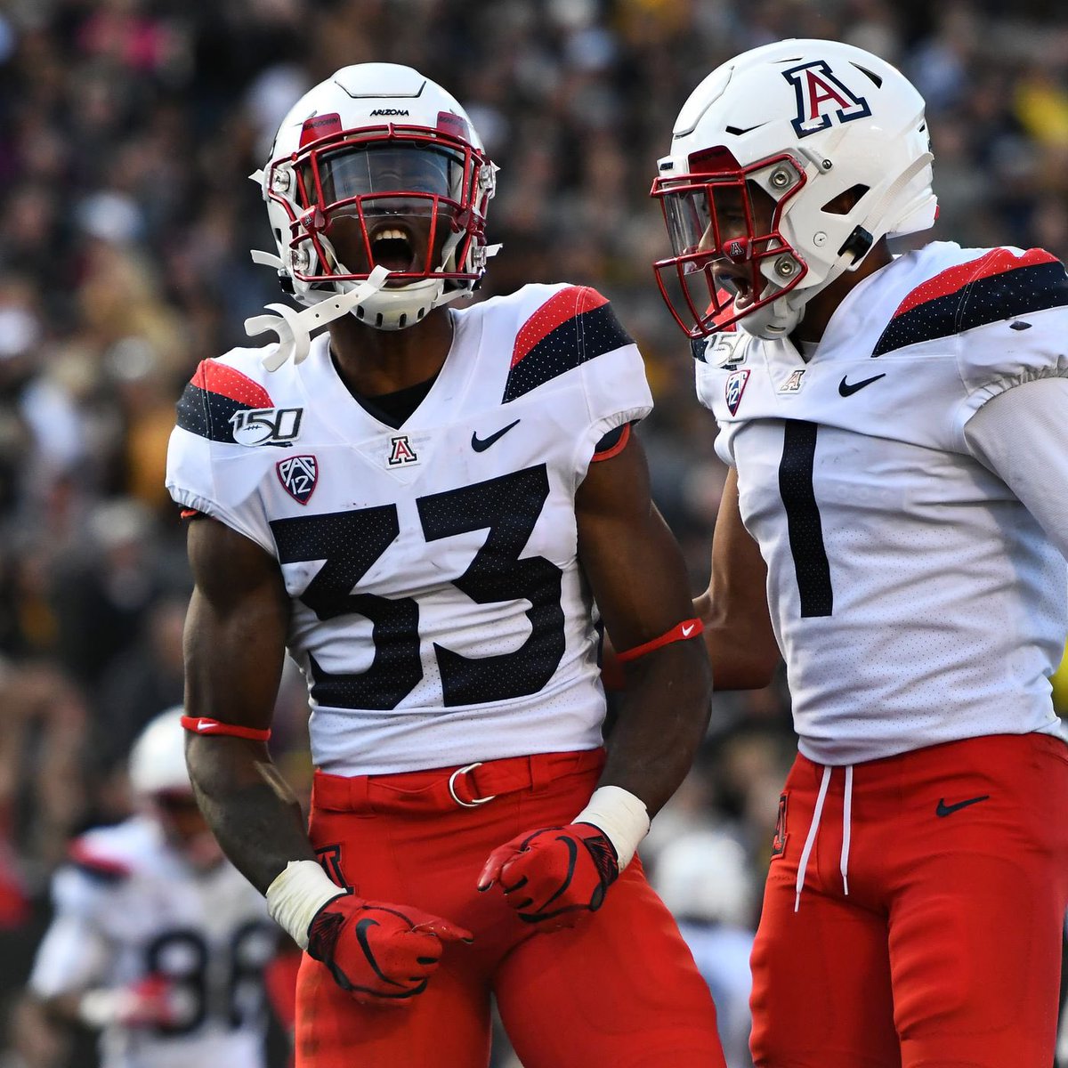 #AGTG After a great talk with @RealCoachCarter I’m super excited to announce I’ve earned an offer from the University of Arizona! #BearDown🐻⬇️