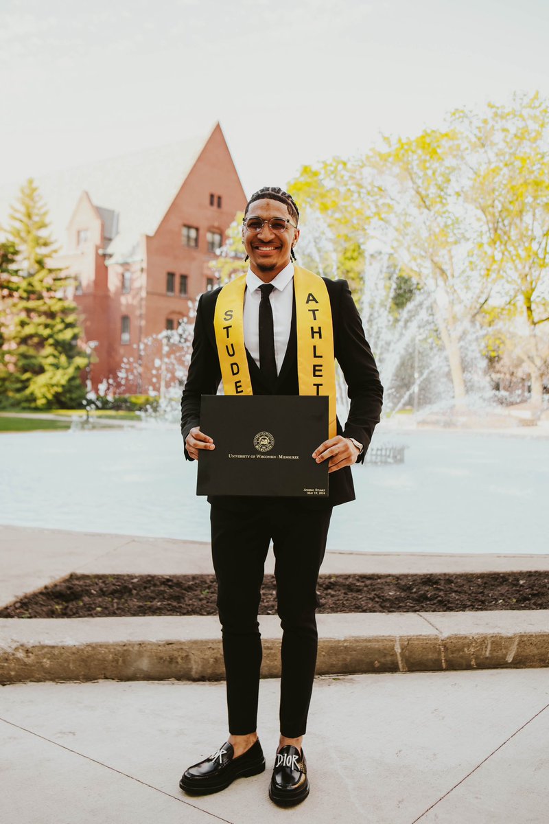 Angelo Stuart tweet media