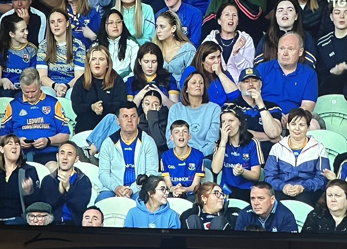 I managed to get my mug on TV 🇧🇦🇧🇦 Now I know who was sitting behind me, I was afraid to look 🤣 @SportTG4 @SeoSpoirtTG4