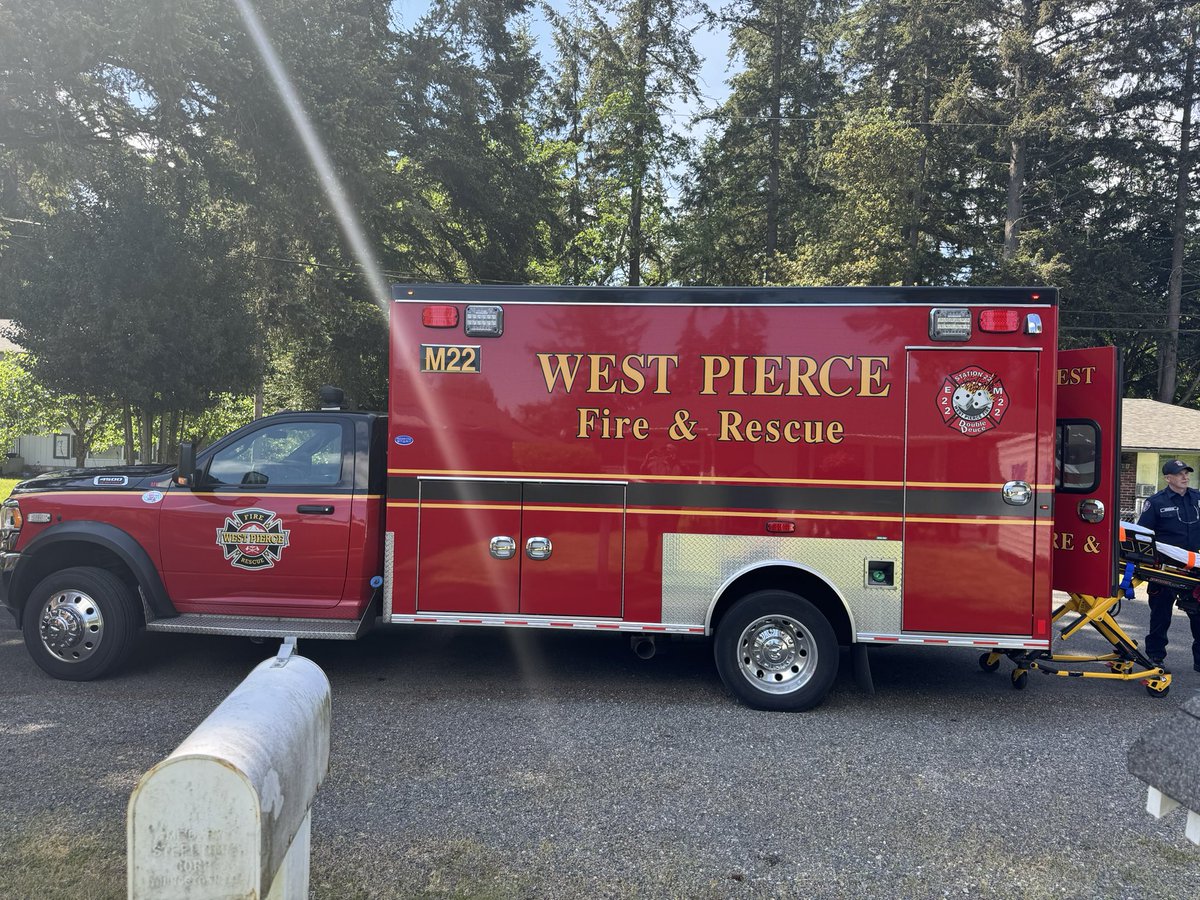 Honored to spend the morning with the @WestPierce Firefighters and Rescue team!