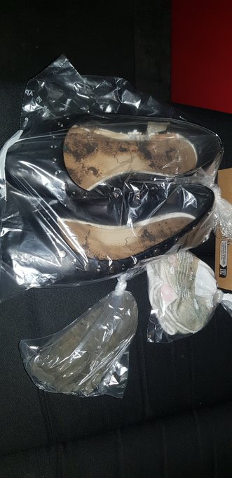 I know a lucky guy who will have lot of fun soon 😎👃👅 https://t.co/Kjim8aYXYV<a href="/tag/flatshoes"class="tags"><span>#flatshoes</span></a><a href="/tag/wornshoes"class="tags"><span>#wornshoes</span></a>