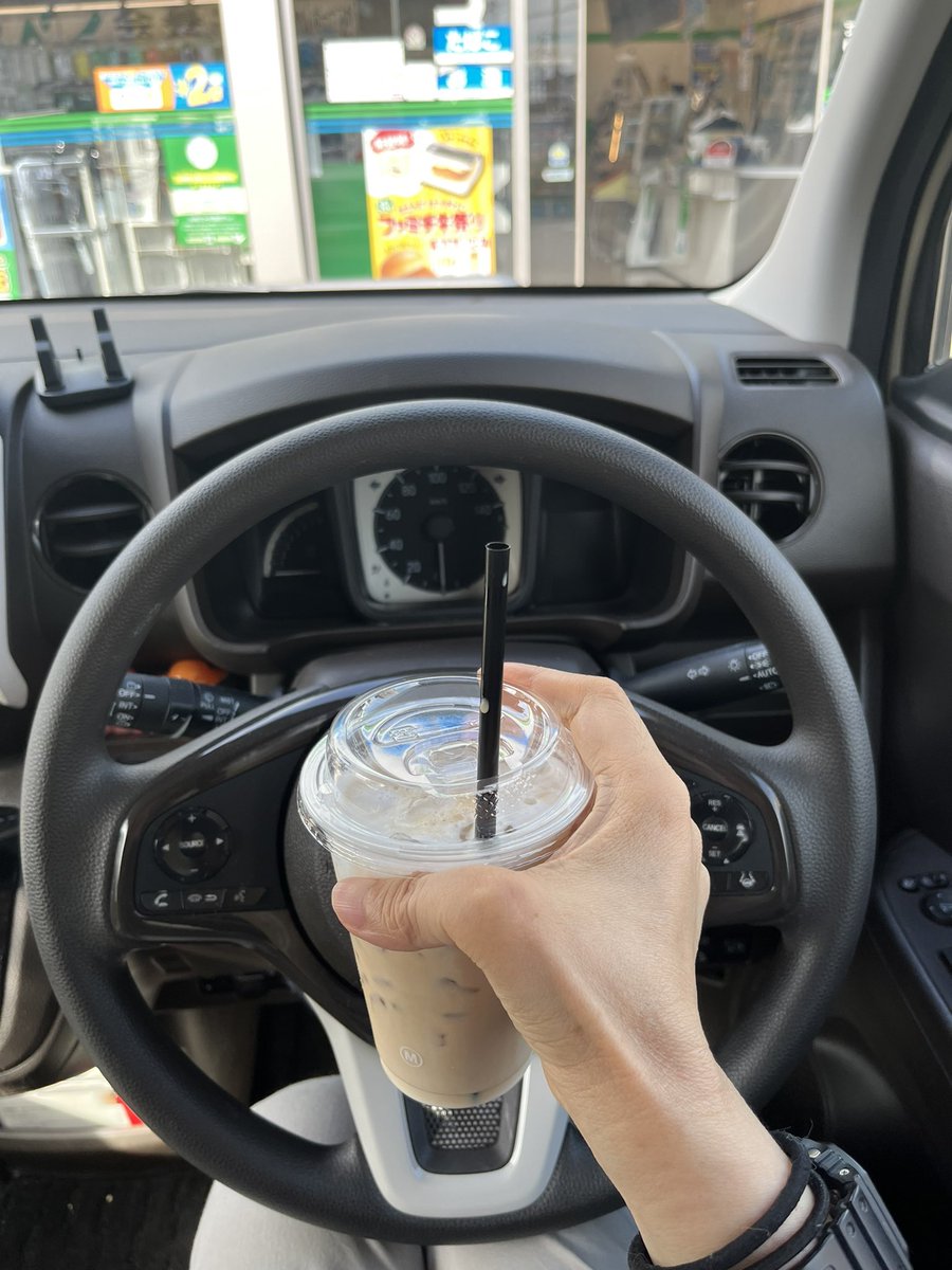 Katsumi23Yasuko's tweet image. 今日は1日スケジュールいっぱいです！
 #ウクレレレッスン
 #健康指導